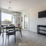 Modern 2br Retreat In - Bright & Quiet Apartmán *