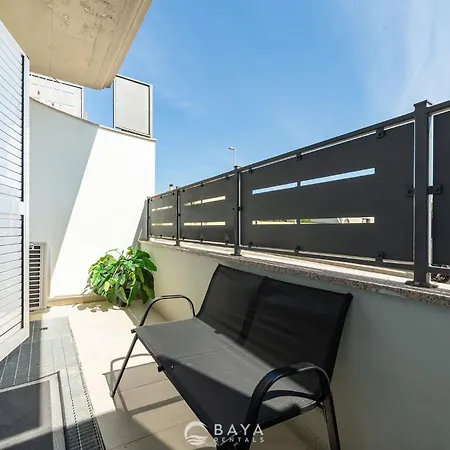 Modern 2br Retreat In - Bright & Quiet Lägenhet Pula