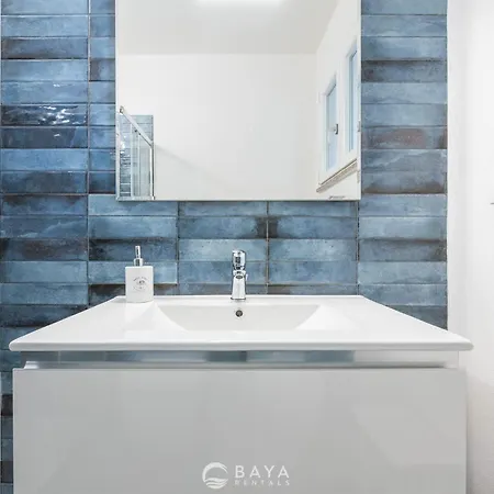 Modern 2br Retreat In - Bright & Quiet דירה פולה