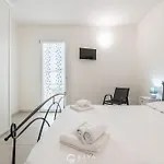Modern 2br Retreat In - Bright & Quiet *